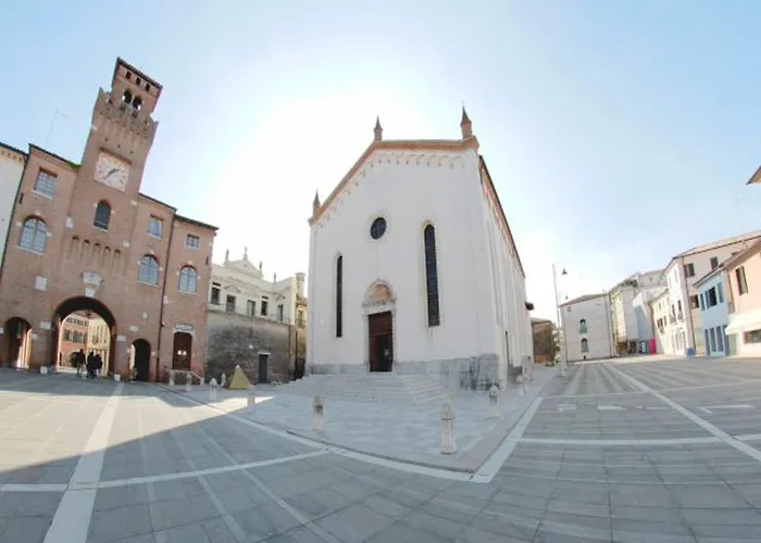 Hotel Postumia Design 4*